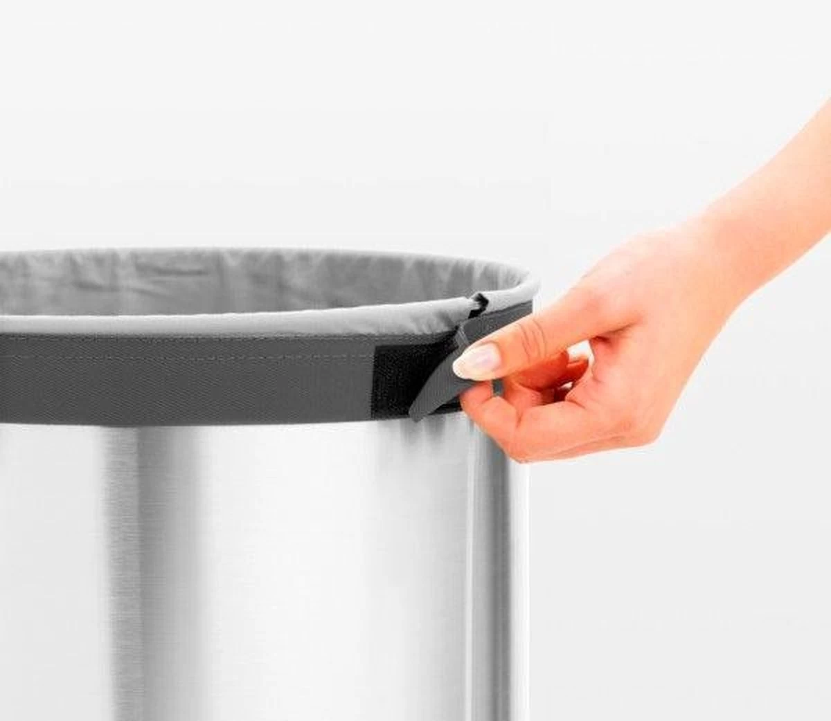 Brabantia Wasmand - 60 L - Matt Steel Met Kunststof Deksel - Afbeelding 7