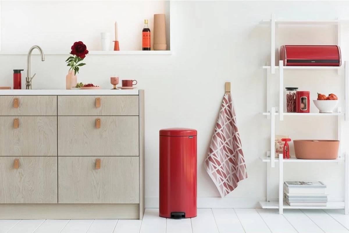 Brabantia NewIcon Prullenbak - 30 L - Passion Red - Afbeelding 2
