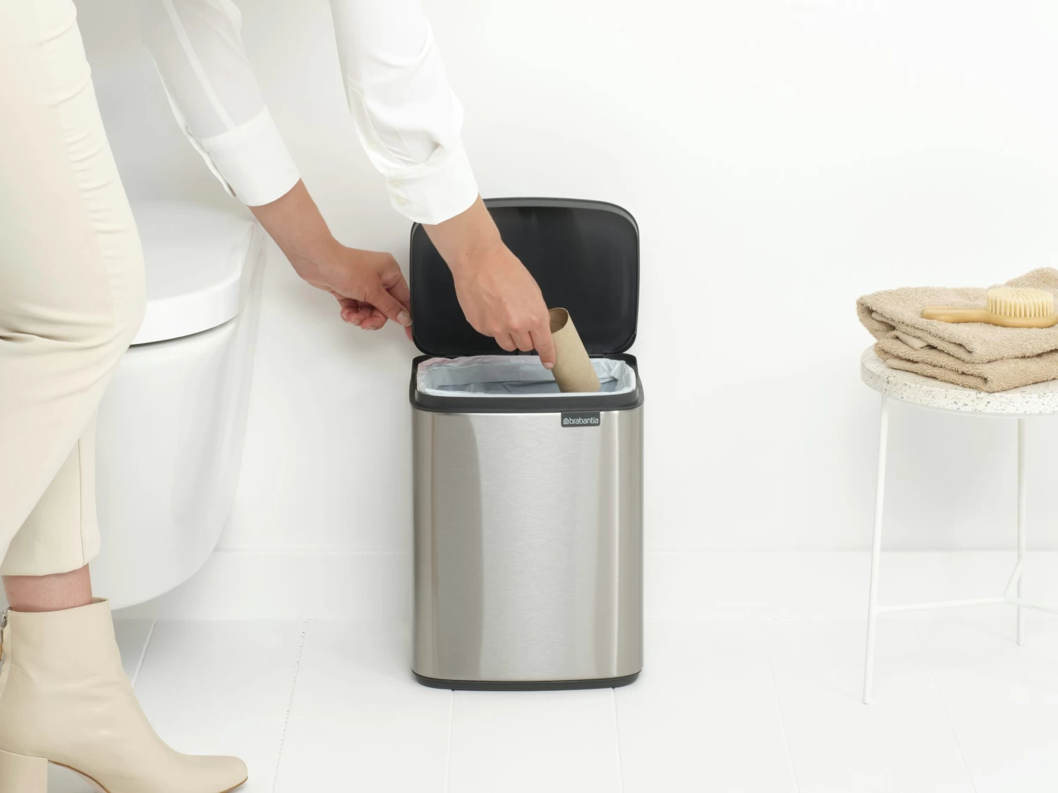Brabantia Bo Touch Bin 7 Liter Met Kunststof Binnenemmer Matt Steel Fpp - Afbeelding 9