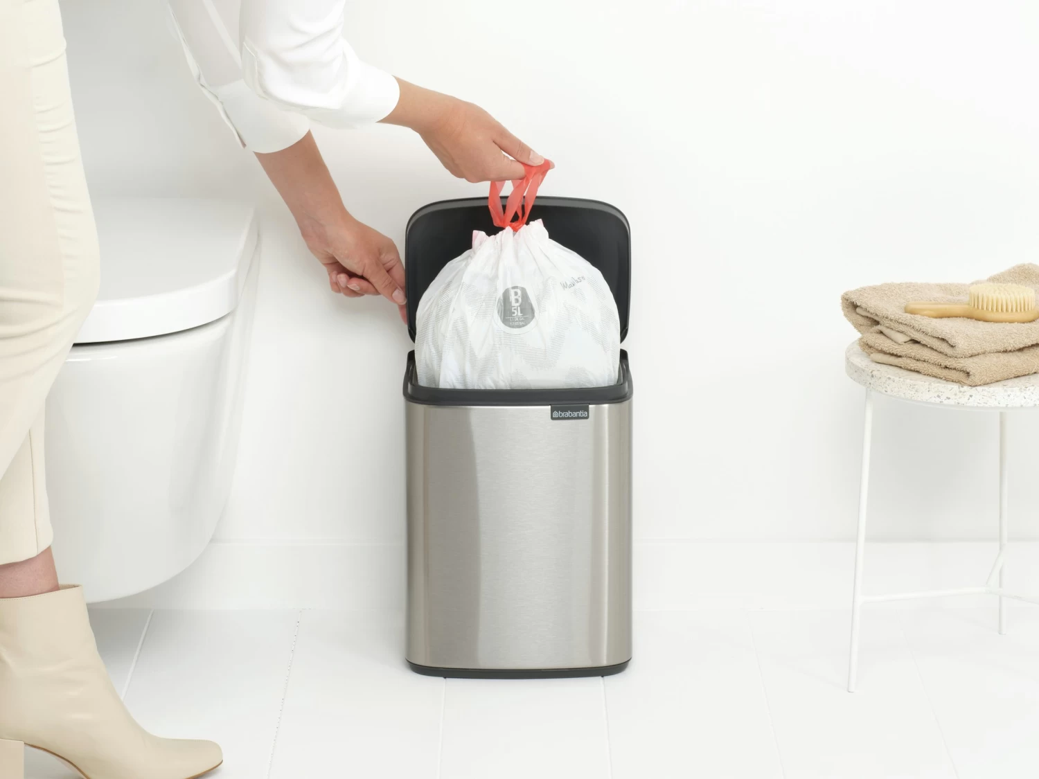 Brabantia Bo Touch Bin 7 Liter Met Kunststof Binnenemmer Matt Steel Fpp - Afbeelding 5