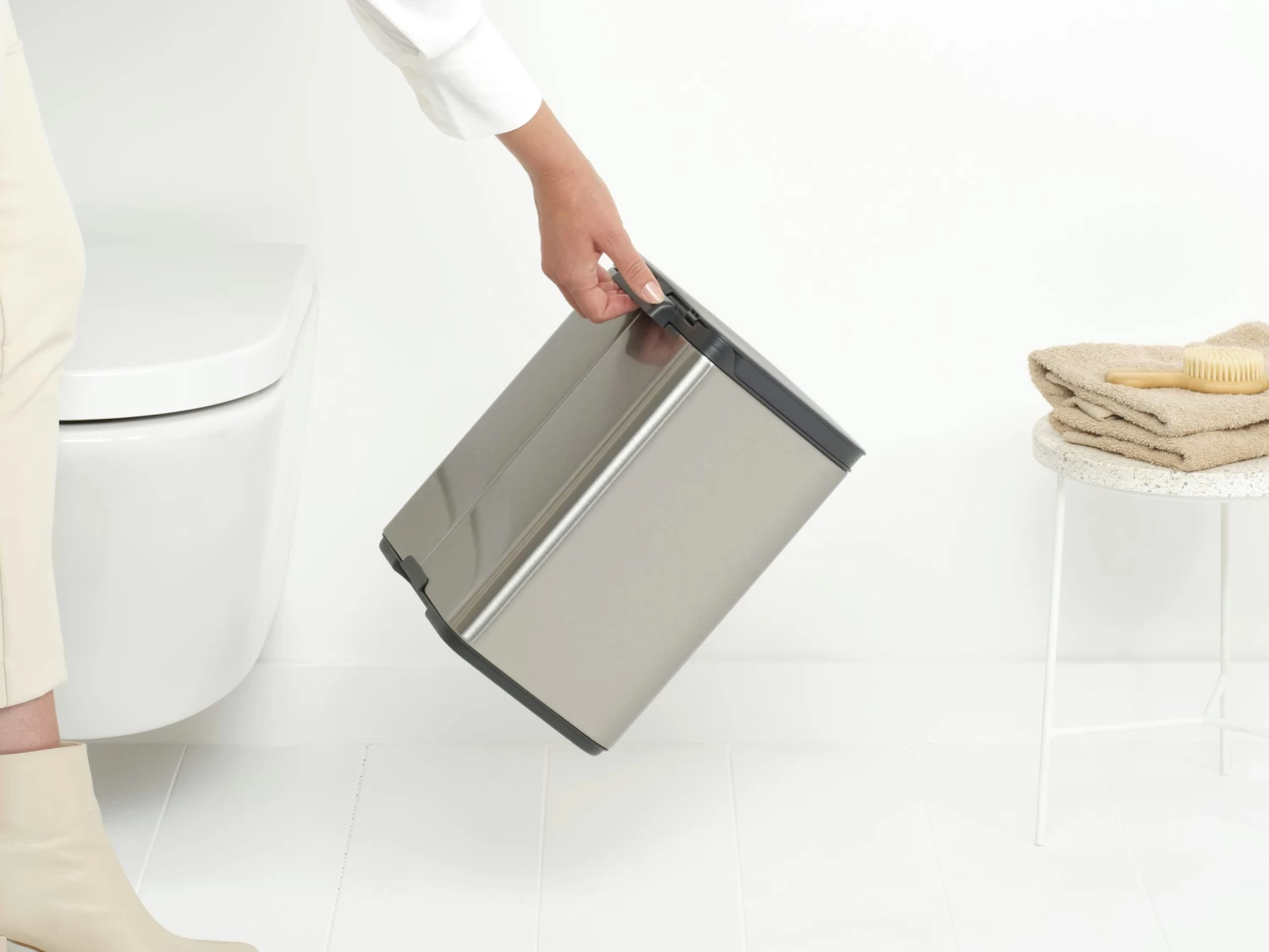 Brabantia Bo Touch Bin 7 Liter Met Kunststof Binnenemmer Matt Steel Fpp - Afbeelding 4